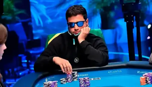 שולחן פוקר מתוך חומרי GGPoker